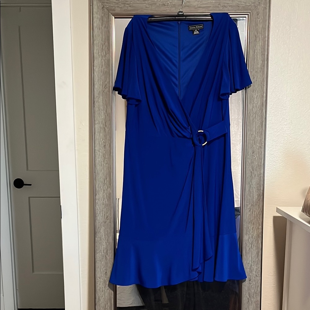 Jessica Howard Blue Ruffled Wrap Midi Dress